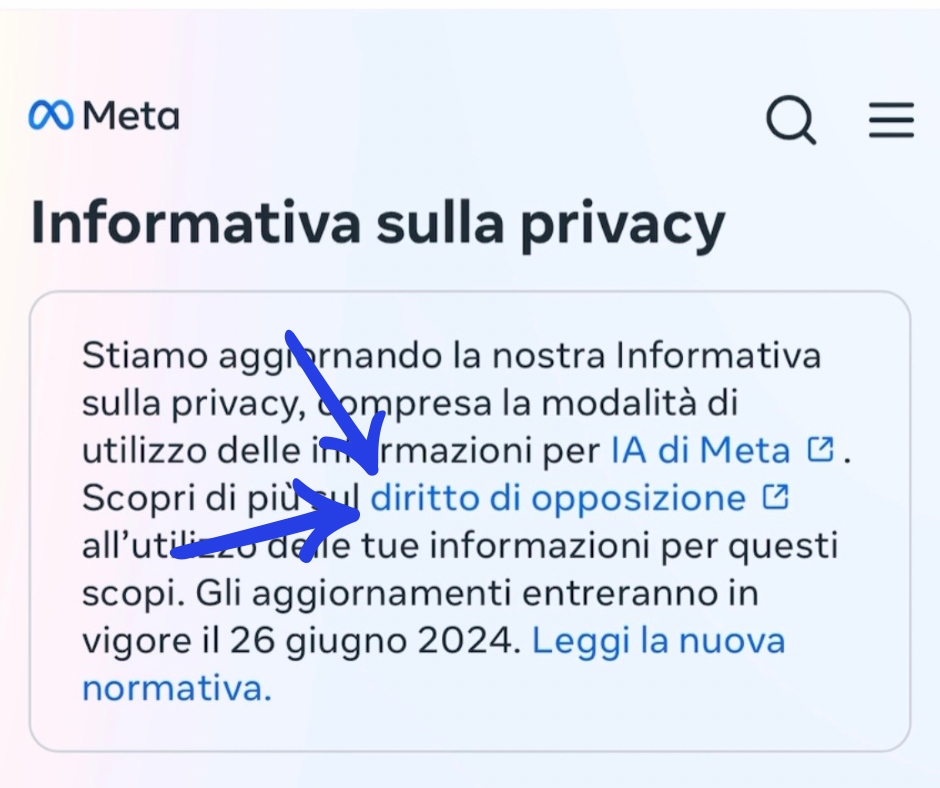 pagina di Facebook in cui il link cliccabile "diritto di opposizione" è evidenziato da due grandi frecce disegnate che hanno colore blu